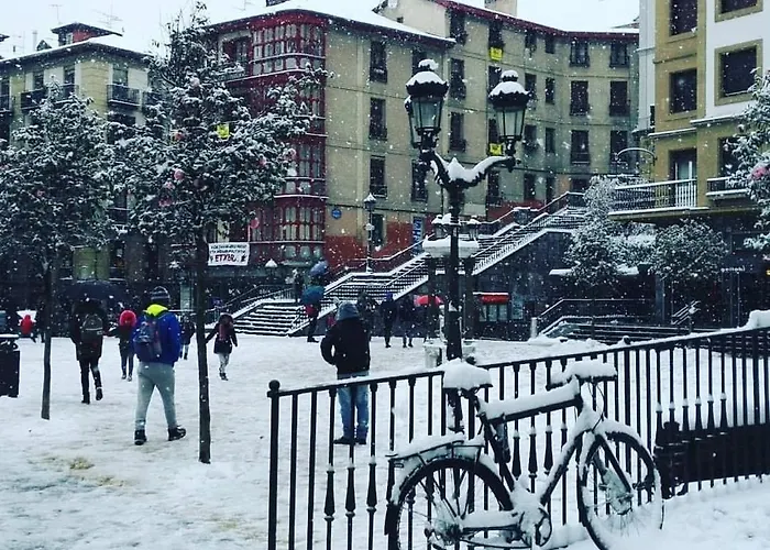 Апартаменты Bilbaoba *